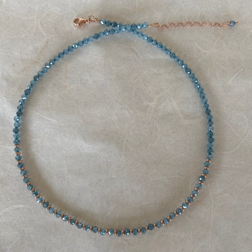 Girocollo Quarzo Azzurro e Rondelle d'Argento