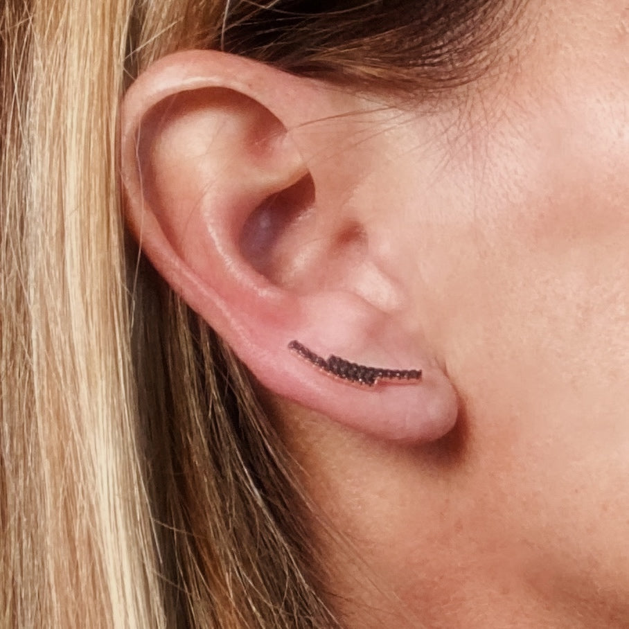 Ear Climber con Zirconi Neri a due file