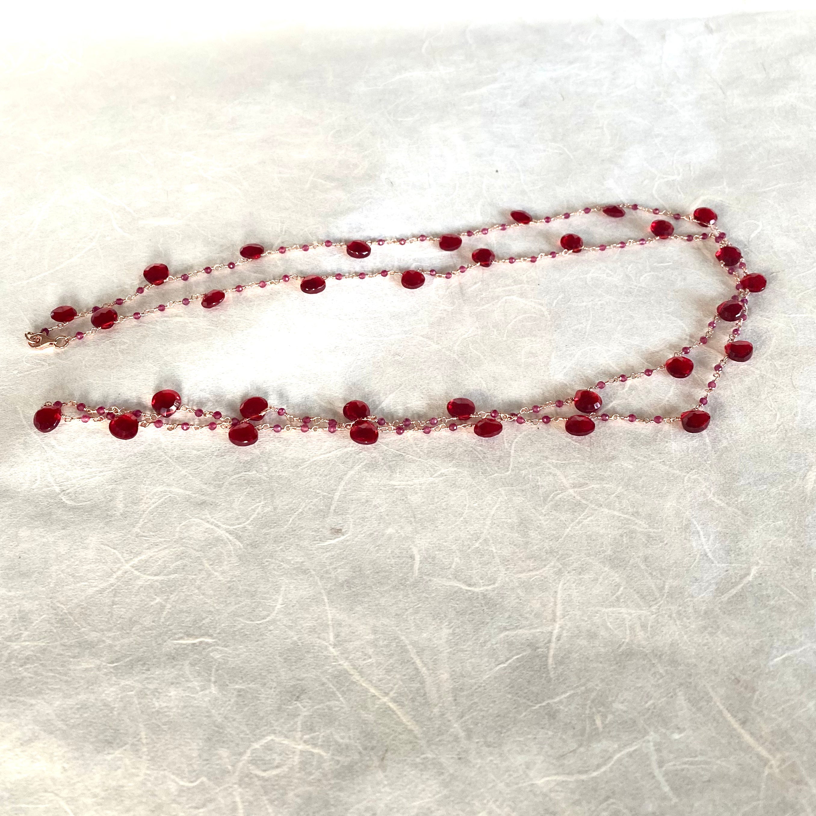 Collana lunga Rosario a Gocce di Quarzo Rosso