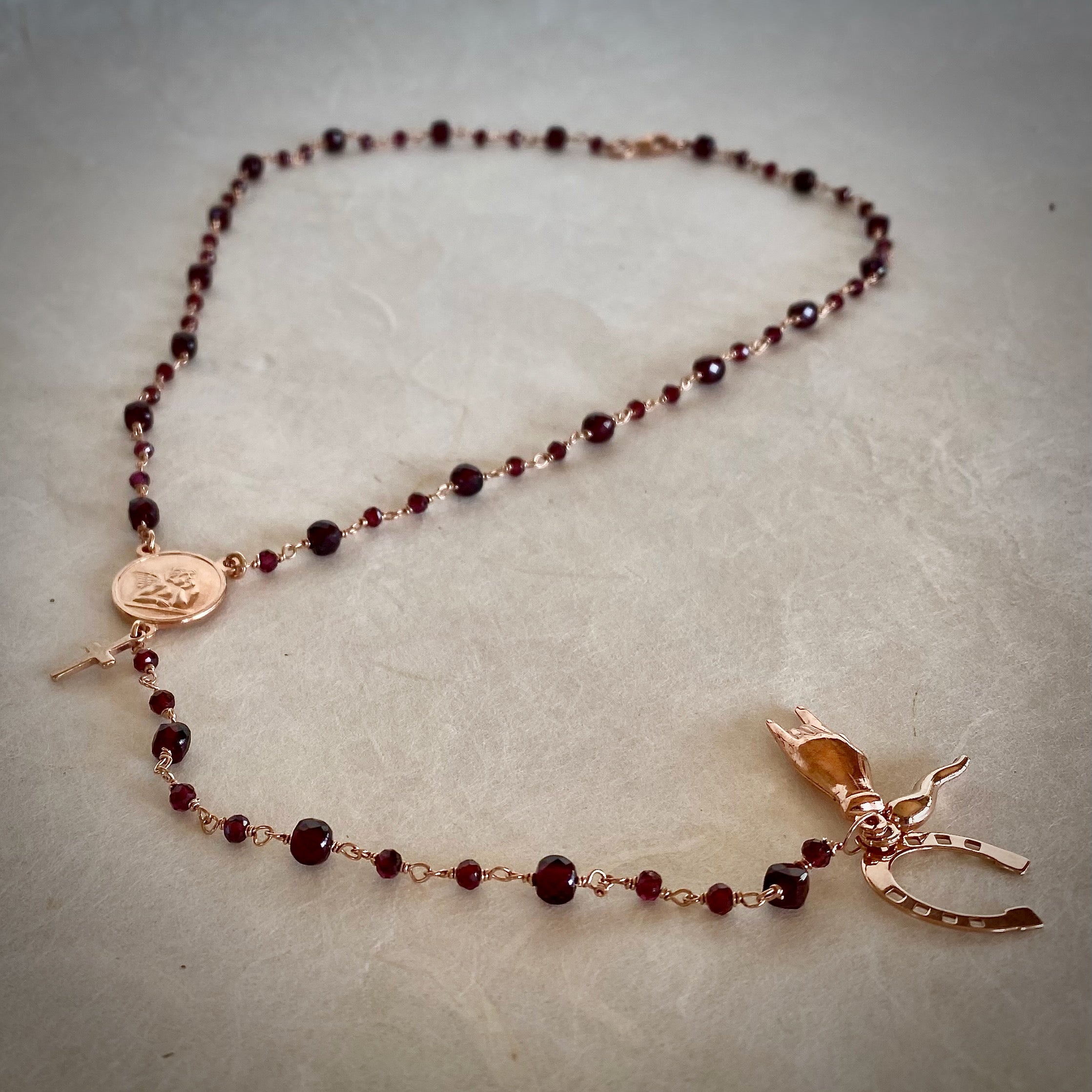 Rosario Amuleto Granato Limited Edition