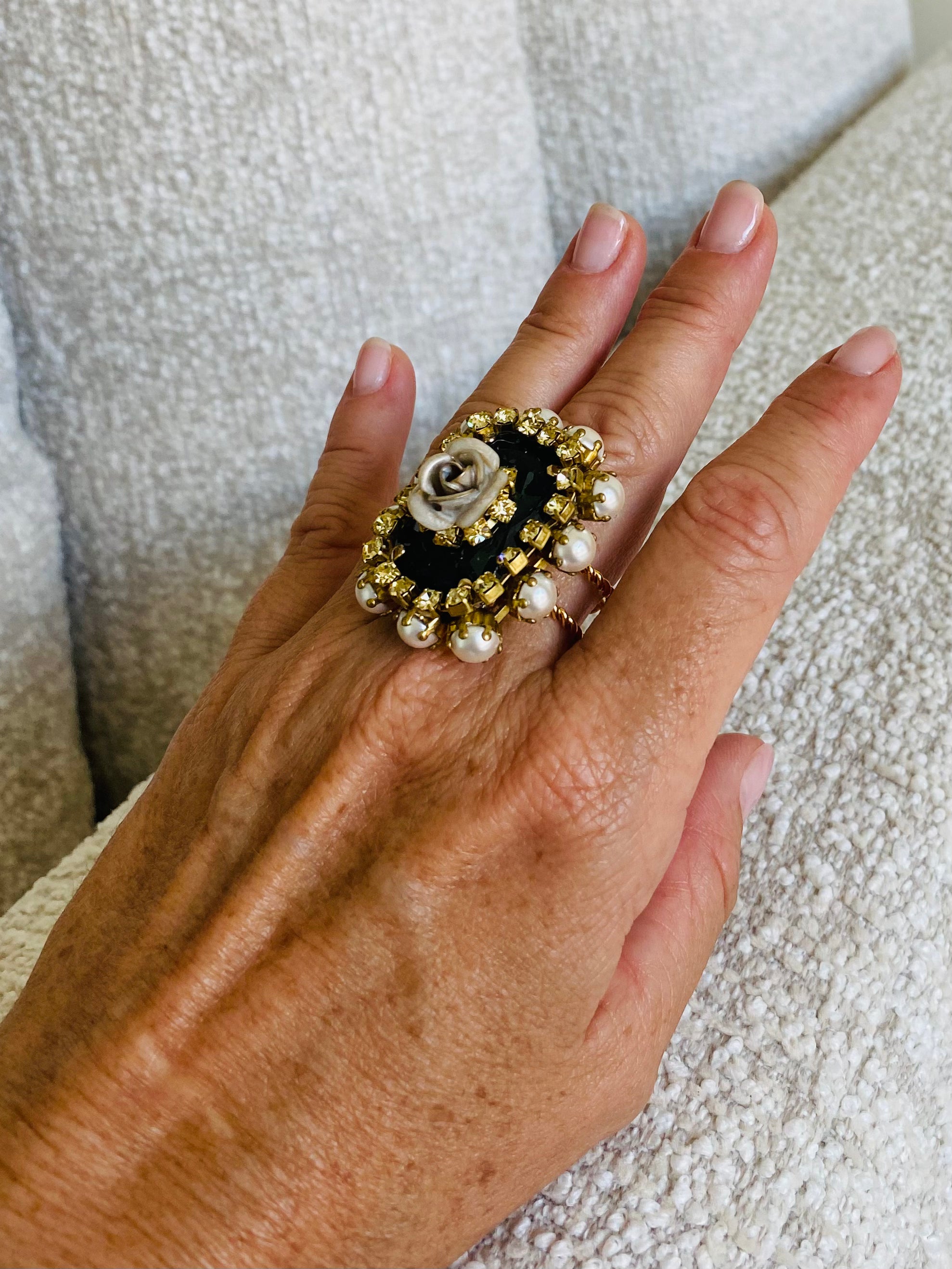 Anello Bridgerton brown