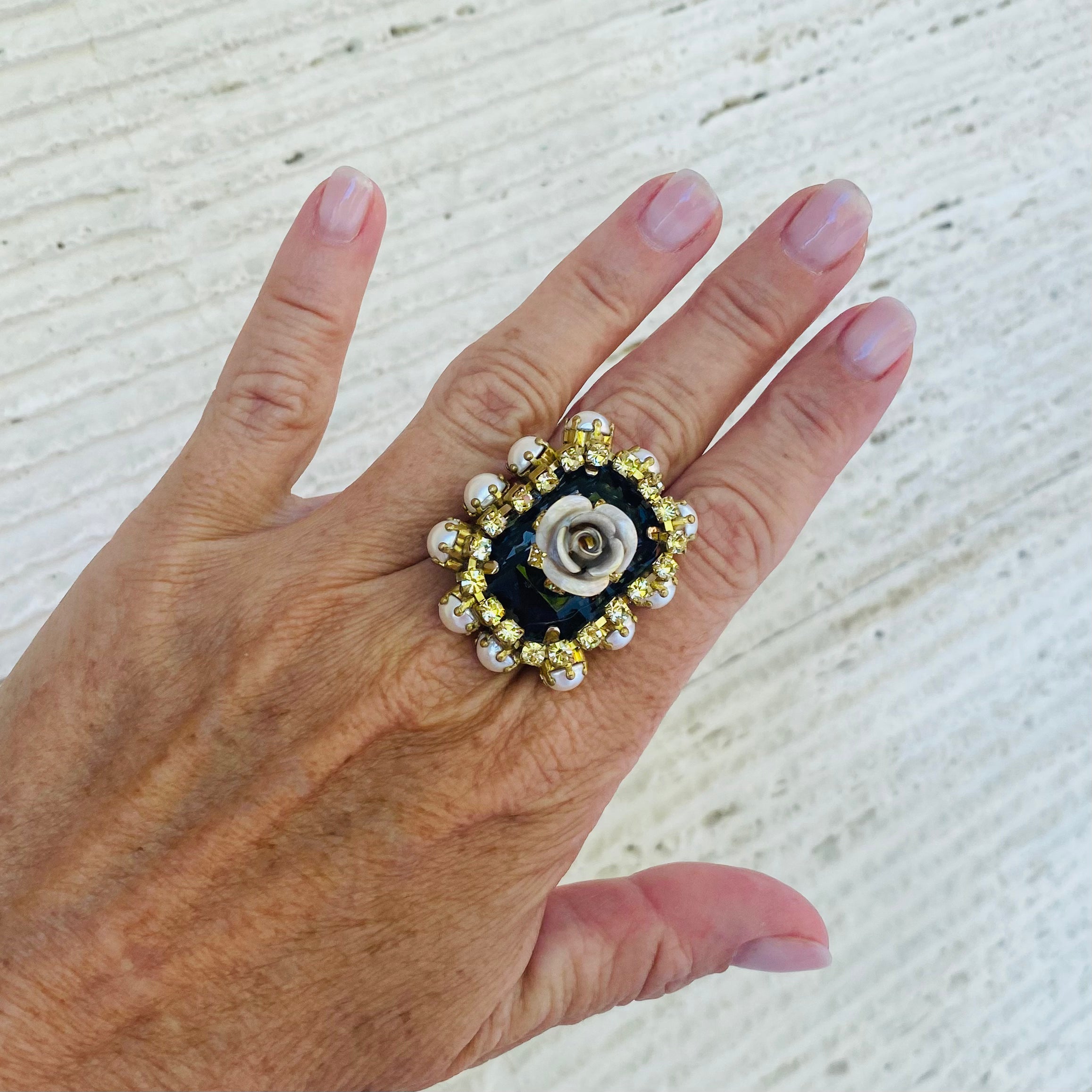 Anello Bridgerton brown