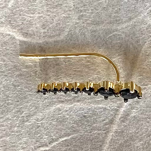 Ear Climber con Zirconi Neri