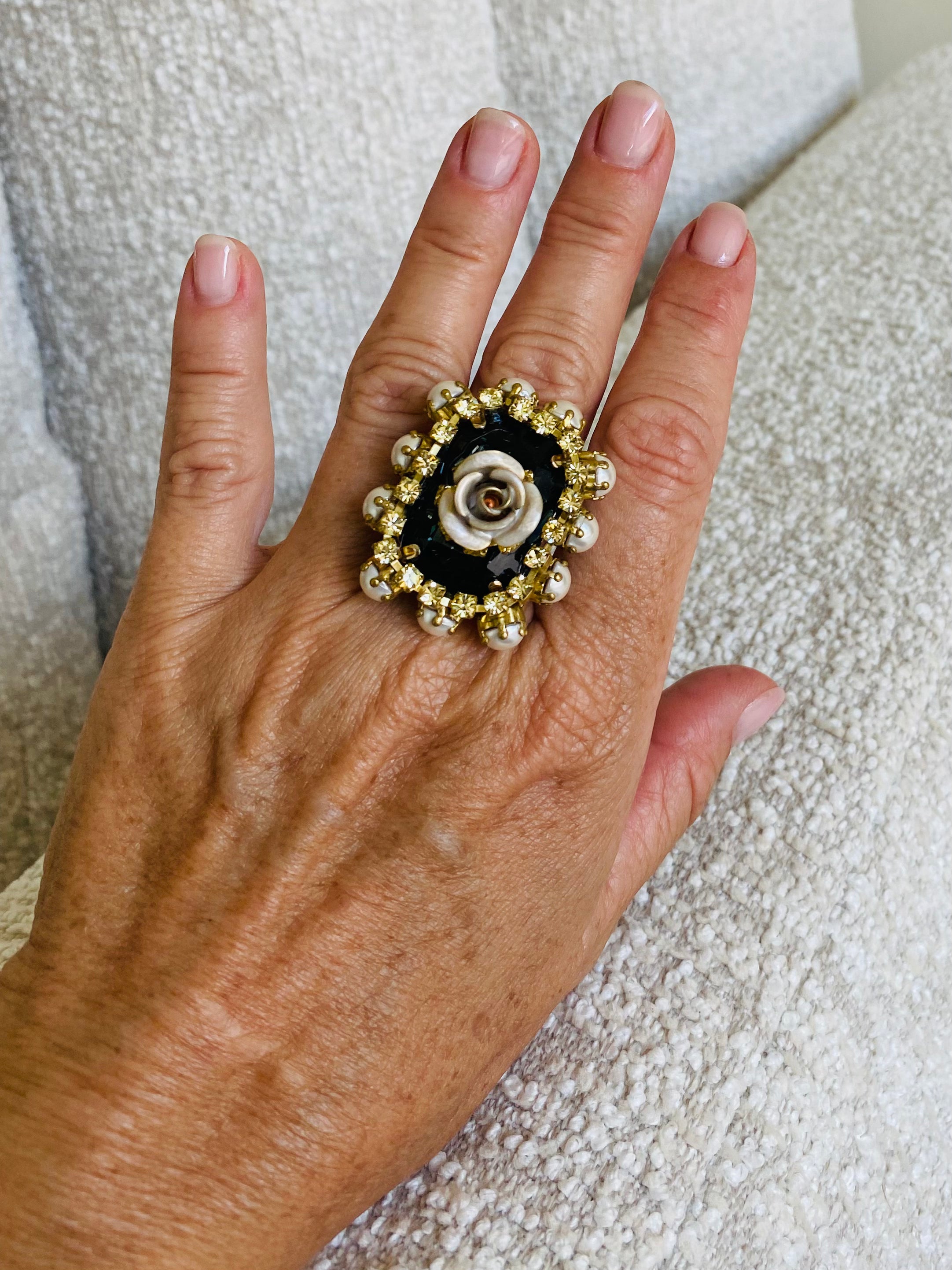 Anello Bridgerton brown
