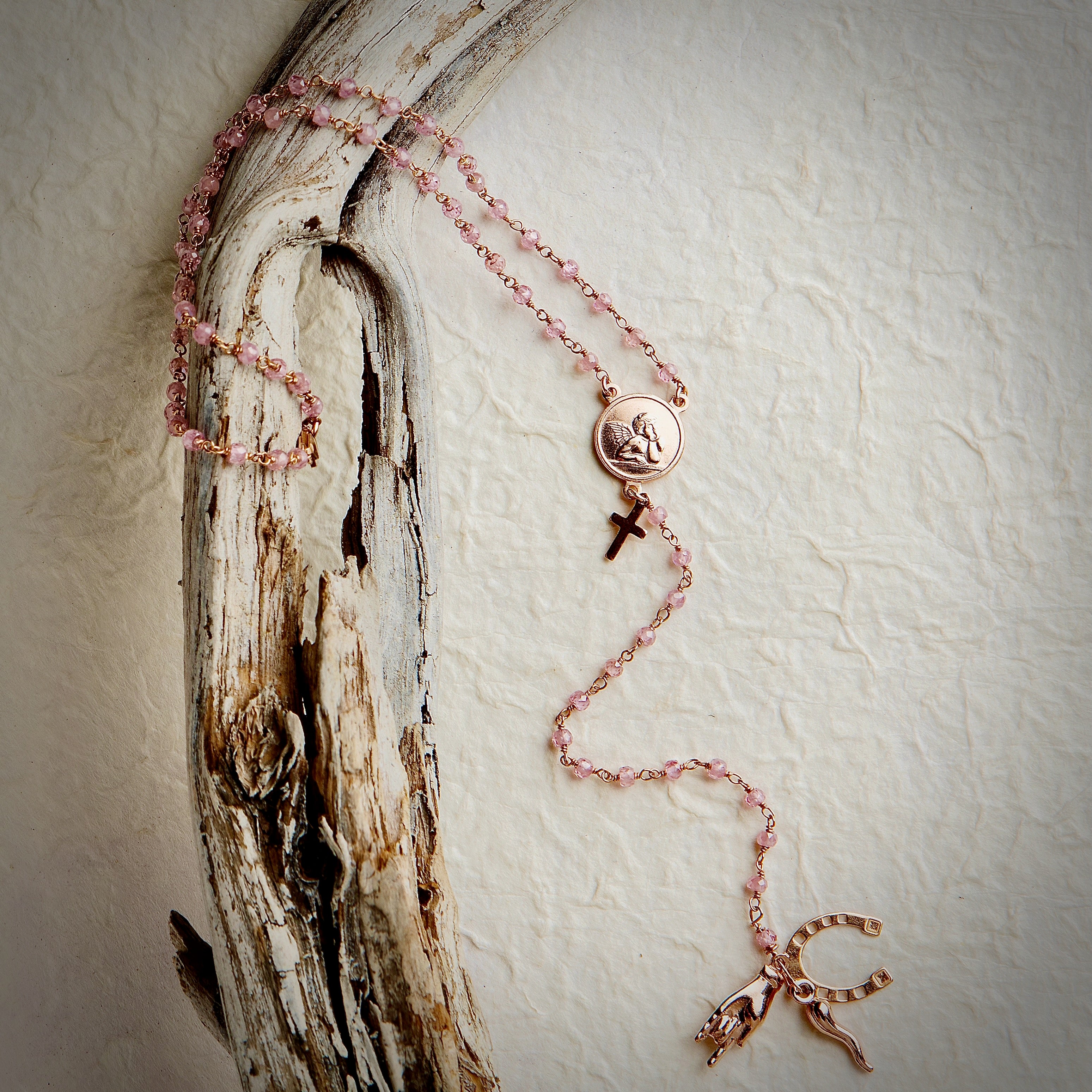 Rosario Amuleto Zircone Rosa